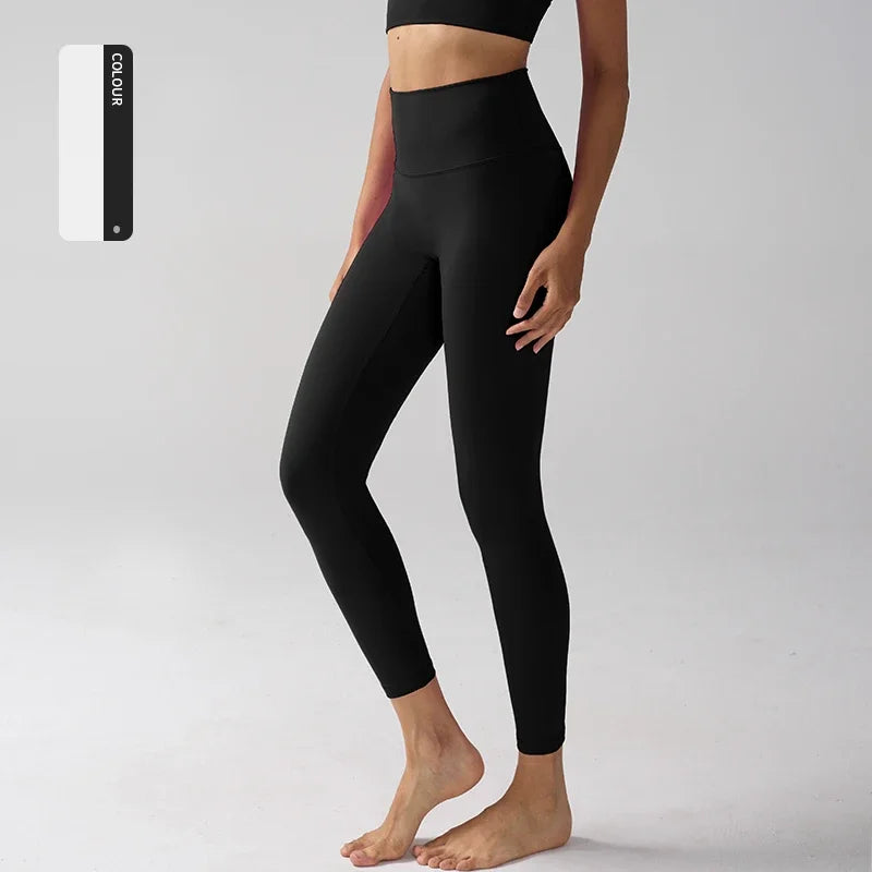 Women's Fitness Set — Black | Crop Top & High-Waist Leggings with Pocket
